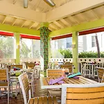 Sunshine Suites Resort