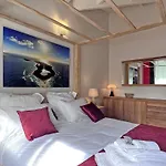 Wood Chic