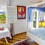 Les Chambres D\'Hotes De La Villa Cayol