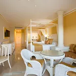 Bahia Principe Luxury Bouganville (Adults Only)