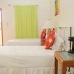 Alicia\'S Inn