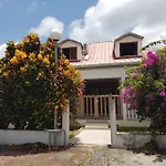 La Villa Les Crotons 1 Et 2