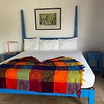 Lashings Boutique Hotel