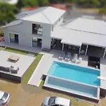 Villa Ela - Jolie Villa Avec Piscine Chauffee Et Jacuzzi