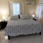 Cozy Villa Escape