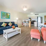La Vista Beach Resort