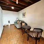 Altamont West Hotel