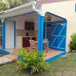 Au Village De Menard