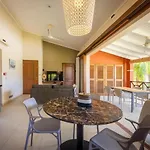 Spanish Water Apartments