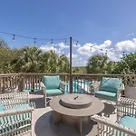 Morena Resort