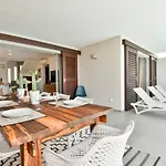 Villa Bleu Horizon With Private Pool Overlooking Orient Bay