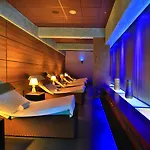 Mahogany Hotel Residence & Spa