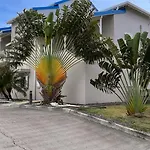 Le Baileys - Spacieux Appartement En Rez-De-Jardin Vue Lagon