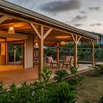 Villa North Shore