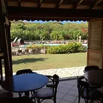 Residence Le Vallon Guadeloupe Parc Piscine Appartements & Studios & Services Hoteliers A La Carte