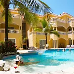Hotel Villa Taina