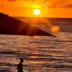 Ottie-Newly Renovated, 5 Min From Beach