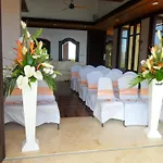 La Haut Resort