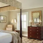 Eleven Bahama House