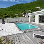Villa Moai
