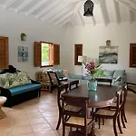 Habitation Saint Charles - Hotel De Charme & Spa