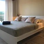 Apartamento Lujoso Y Exclusivo A 15 Minutos Andando De La Playa