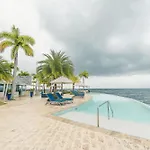 Amazing 3 Bedrooms Villa At Puerto Bahia