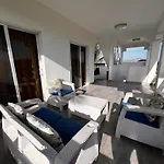 Apartamento Carey