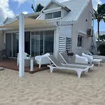 Sweet Home Sxm Baie Nettle Pieds Dans L\'Eau