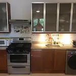 Comfortable Apartment In Caribbean Paradise