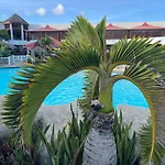 Studio Bord De Mer Avec Piscine - Le Manganao, Saint-Francois