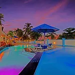 The Atrium Beach Resort And Spa, Ascend Hotel Collection