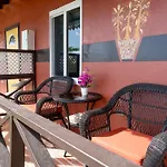 Mary\'S Boon Beach Resort & Spa