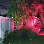 Charmante Maison Avec Jaccuzi Et Piscine