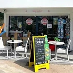 Studio Avec Terrasse, Clim Et Piscine A Saint-Martin - Fr-1-734-55