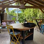 Ti Bwa Carbet Cosy Semi-Exterieur Avec Toit Terrasse