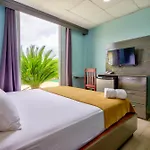 Airport Suites Hotel