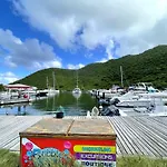 Maison 2 Ch Avec Terrasses, Parking Et Wi-Fi A Anse Marcel - Fr-1-734-6