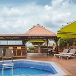 Domaine De Meilly - M&P Concept Tipis Vue Mer