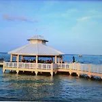 Morritts Tortuga Club And Resort