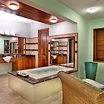 Sheriva Luxury Villas And Suites