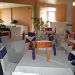 Norman\'S Court Resort & Sky Restaurant Club