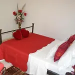 La Nicotoria Apartments