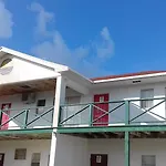 Mt Pleasant Suites Hotel