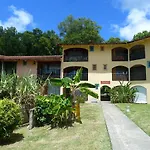 Hotel Anse Caritan