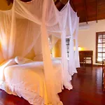 Le Phare Bleu Villa Resort