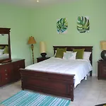 Queen Angel Resort Apartment