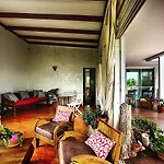 Villa Caona