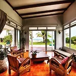 Villa Caona