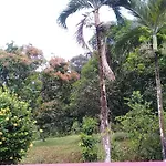 Monique\'S Guest House